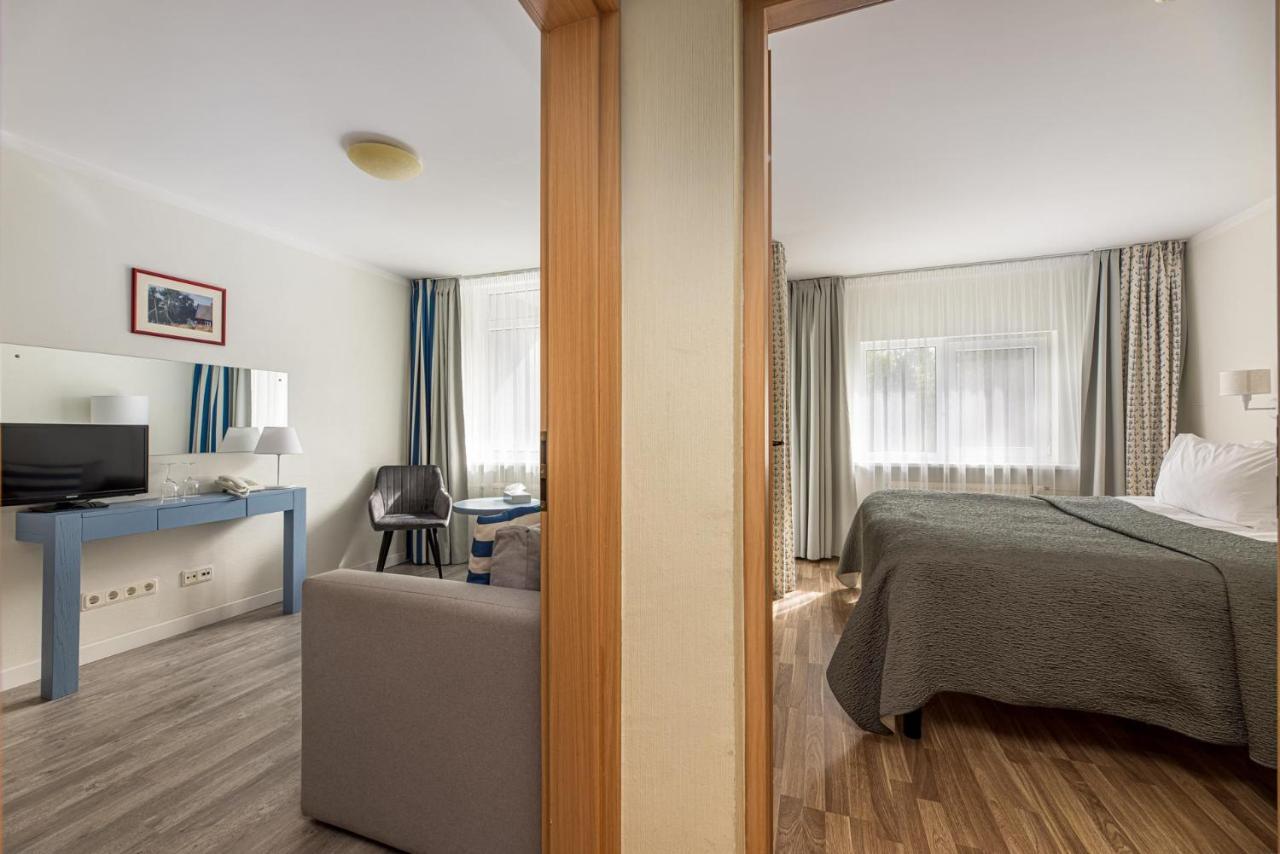 Hotel Nidus Nida Esterno foto